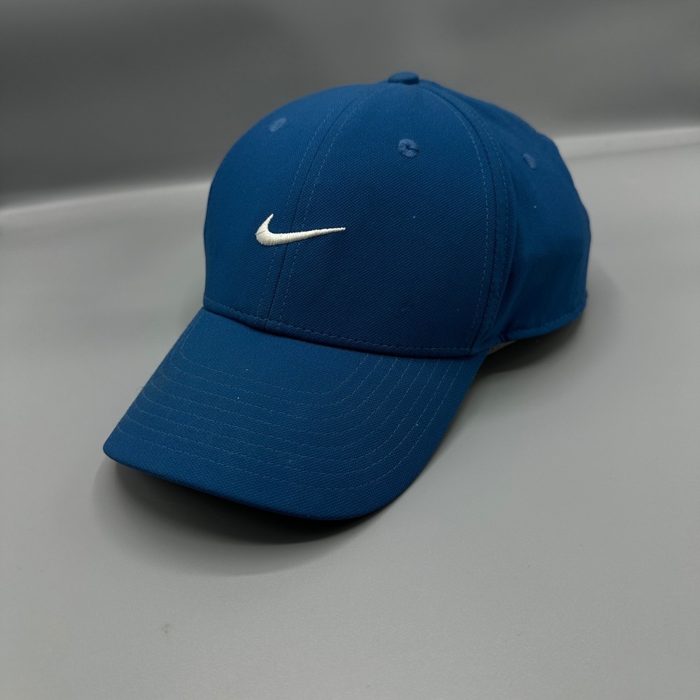Nike Dri-FIT Club Cap Blue Embroidered Swoosh Snapback Hat M/L FB5625-455